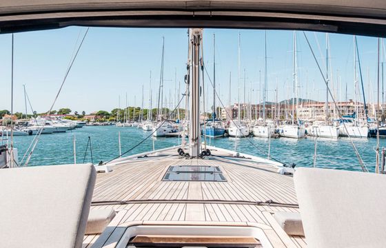 Sailboat Beneteau Oceanis 60 18.95m