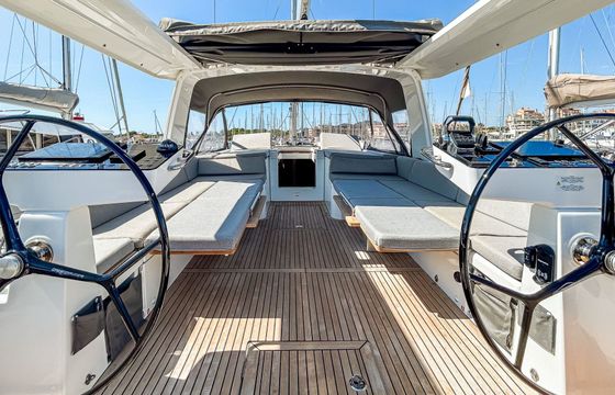 Sailboat Beneteau Oceanis 60 18.95m