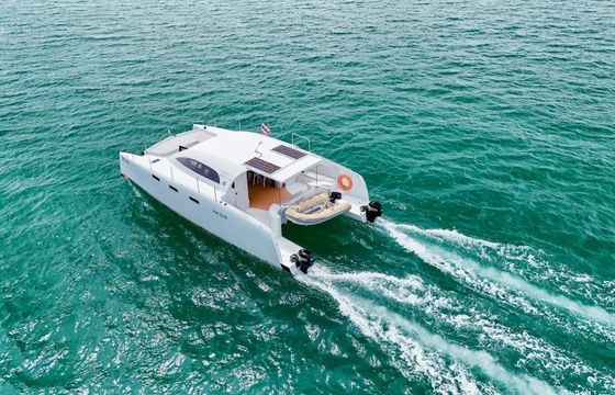 Catamaran Stealth 38 ft 11.5m