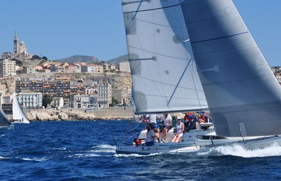 Sailboat Location bateau à Marseille Jusqu'à 70 Personnes 9.54m