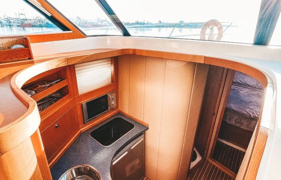 Motorboat Faeton Moraga Fly 1180 1000hp