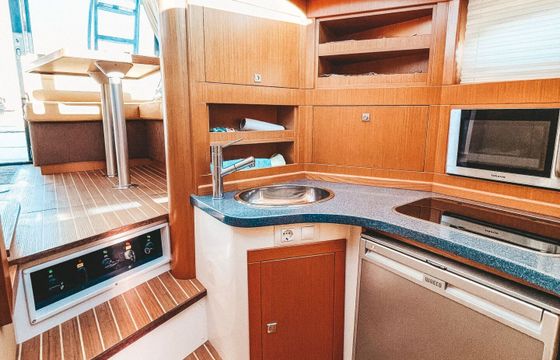 Motorboat Faeton Moraga Fly 1180 1000hp
