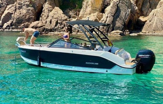 Motorboat Quicksilver Activ 605 Bowrider 150hp
