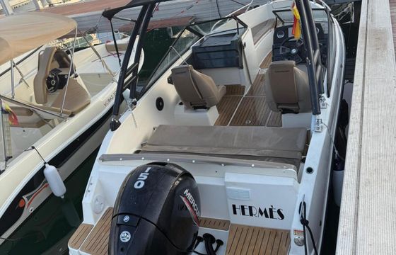 Motorboat Quicksilver Activ 605 Bowrider 150hp