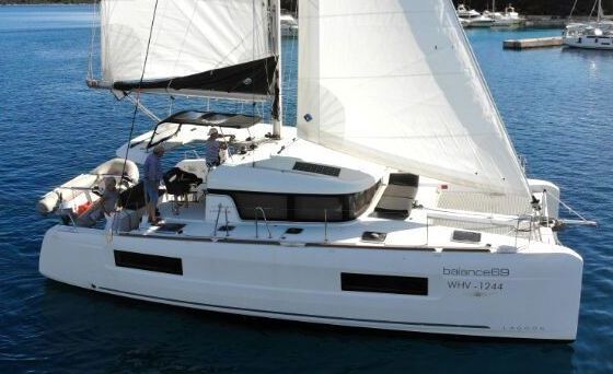 Catamaran LAGOON 40 11.74m
