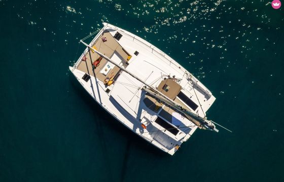 Catamaran Catana Group Bali 4.2 - 4 + 1 cab. 12.85m