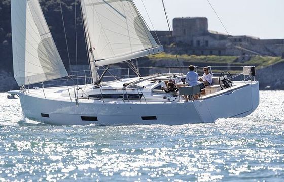 Sailboat Dufour Dufour 430 Grand Large 13.24m