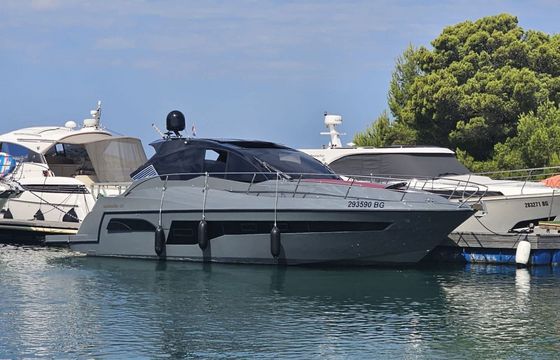 Motorboat Grginić Jahte Mirakul 40 680hp