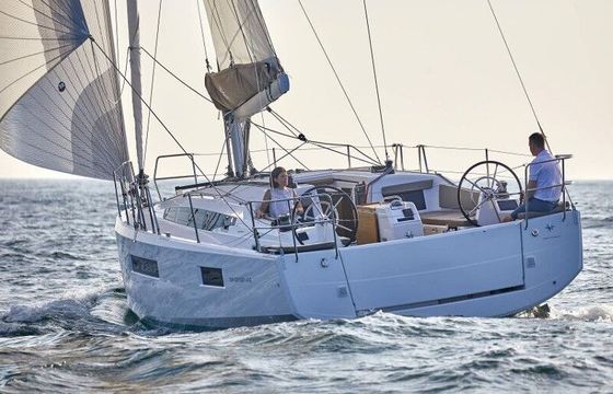 Sailboat Jeanneau Sun Odyssey 410 12m