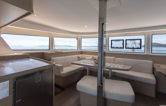Catamaran Lagoon Lagoon 42 12.8m