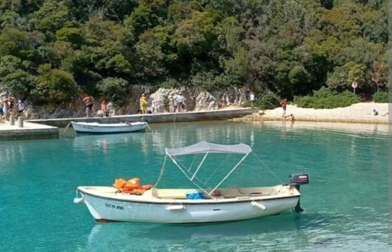 Motorboat Boat without licence Elan 490