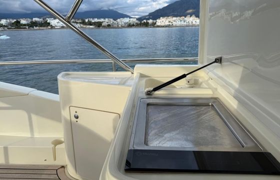 Motor yacht Ferreti 68