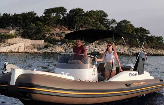 Motorboat Aquamax B23f 150hp