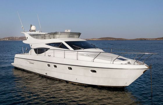 Motor yacht Ferretti 48 1150hp