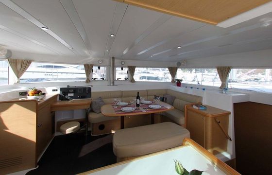 Catamaran Lagoon-Bénéteau Lagoon 420 - 4 cab. (Refit 2021) 12m