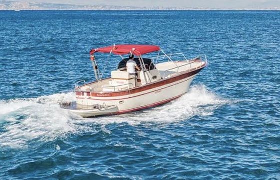 Motorboat Acquamarine Sport 600hp