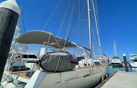 Sailboat Beneteau Oceanis 60 18.28m