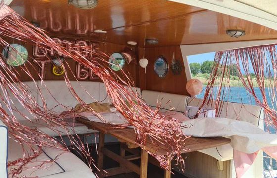Motor yacht Baglietto Motor yacht Navetta 680hp