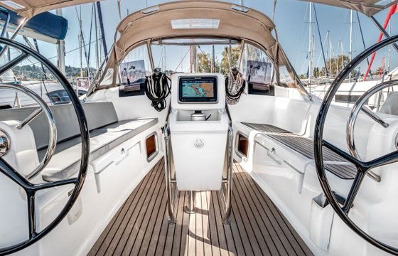 Sailboat Jeanneau Sun Odyssey 419 - 3 cab. 12m