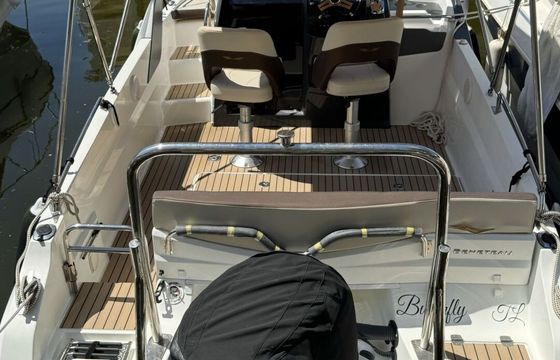 Motorboat Beneteau Flyer 6.6 175hp