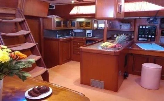 Sailboat Summer Love Atlantic 61 19.8m