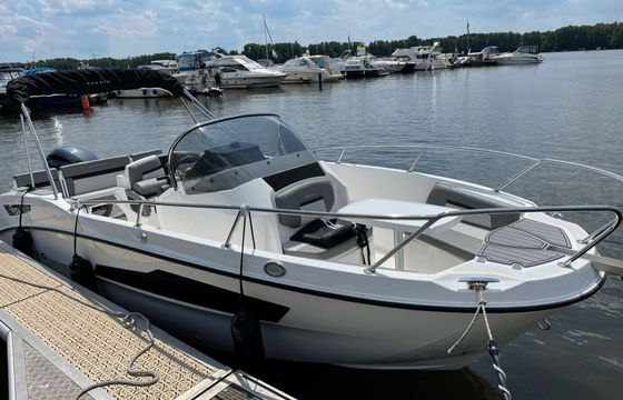 Motorboat Karnic SL 601 (115 PS) 115hp