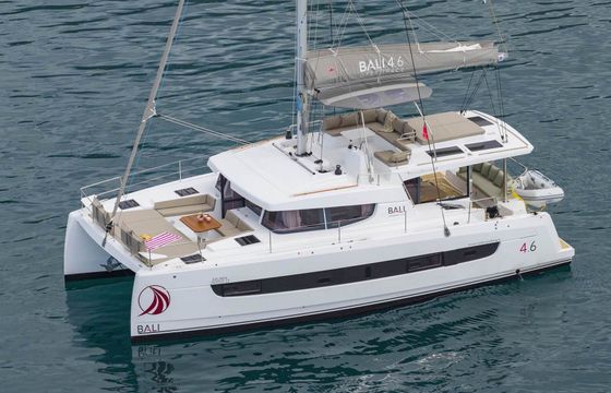 Catamaran Catana Group Bali 4.6 - 5 + 1 cab. 14m