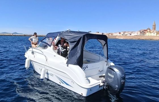 Motorboat Saver 650 Cabine 150hp