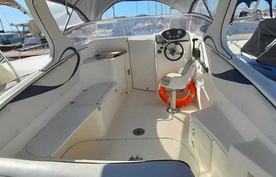 Motorboat Saver 650 Cabine 150hp