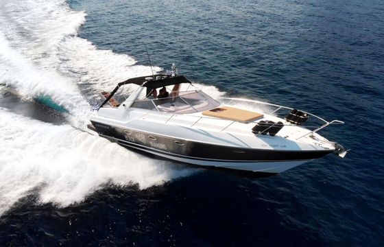 Motorboat Sunseeker 38 Martinique 500hp