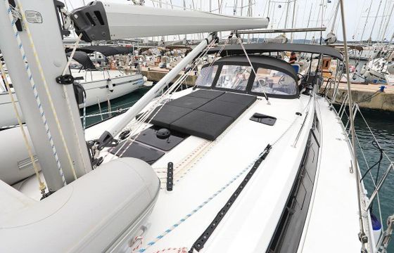 Sailboat Bavaria Yachtbau Bavaria Cruiser 46 - 4 cab. 14m