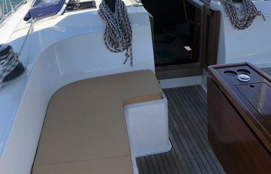 Sailboat Bavaria Yachtbau Bavaria Cruiser 46 - 4 cab. 14m