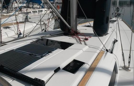 Sailboat Jeanneau Sun Odyssey 469 14.05m