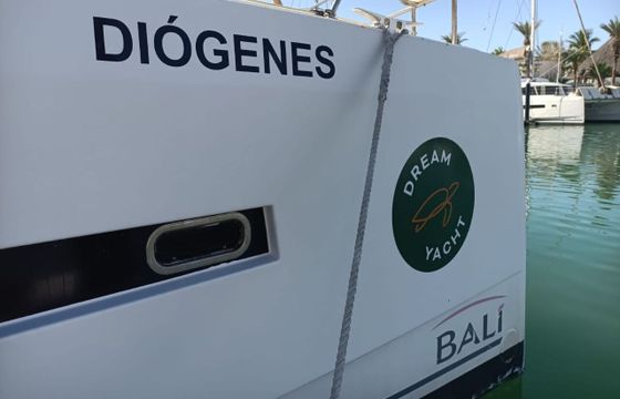 Catamaran Catana Bali 4.5 with watermaker &amp; A/C - PLUS 13.6m