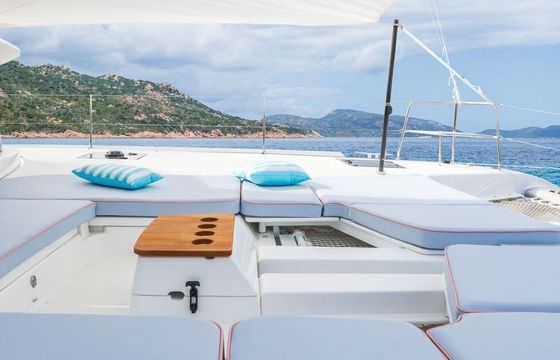 Catamaran Lagoon 46 - ICONIC 14.5m