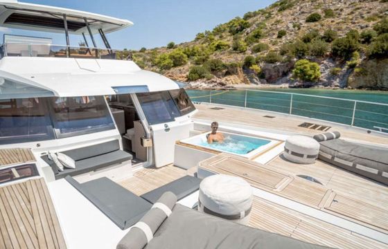 Catamaran Fountaine Pajot Power 67 20.3m