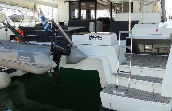 Catamaran Fountaine Pajot Astrea 42 with watermaker &amp; A/C - PLUS 12.58m