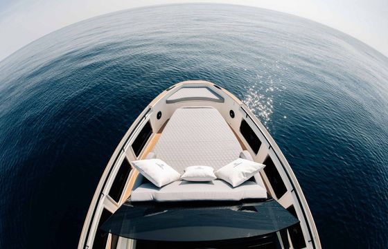 Motorboat KUMBRA 34 600hp