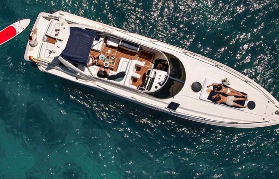 Motorboat Sunseeker Apache 45 700hp