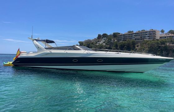 Motorboat Sunseeker Apache 45 700hp