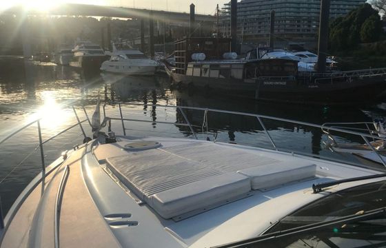 Motorboat Beneteau princess 56