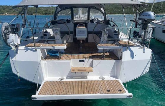 Sailboat Bavaria Yachtbau Bavaria C42 12m