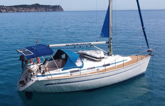 Sailboat Bavaria Cruiser 32 9.85m