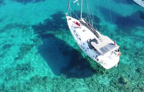Sailboat Beneteau Cyclades 43.4 13.26m