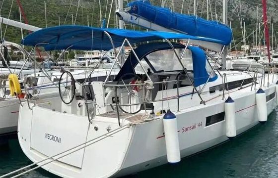 Sailboat Jeanneau Sun Odyssey 440 13m