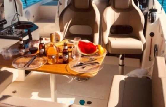 Motorboat Quicksilver Activ 755 Open