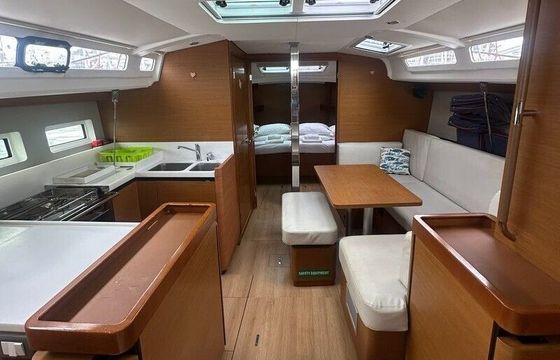 Sailboat Jeanneau Sun Odyssey 440 - 4 cab. 13m