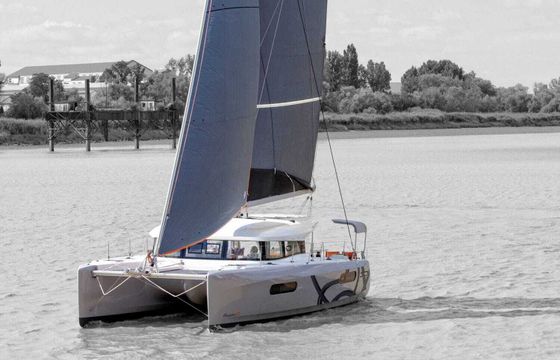 Catamaran Excess 12 11m