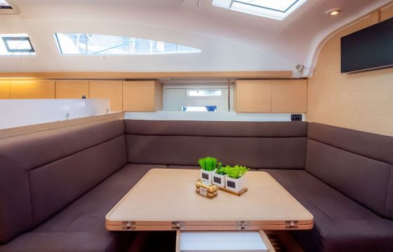 Sailboat ELAN 45 Impression 13.85m