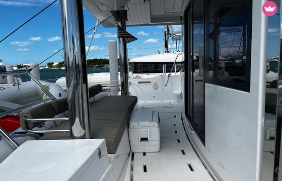 Catamaran Catana Bali 4.8 - 5 cab. 14.82m